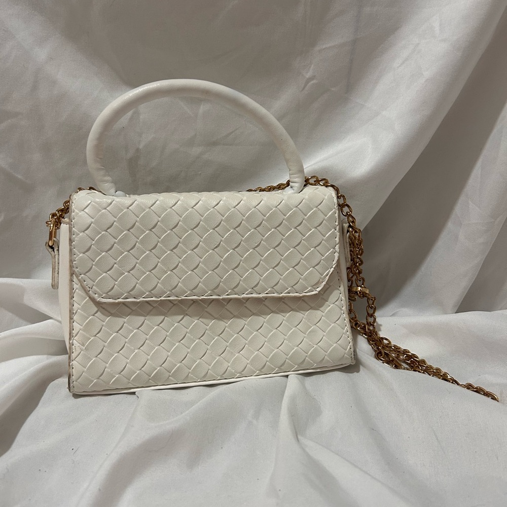Chic Cream Woven Crossbody Bag